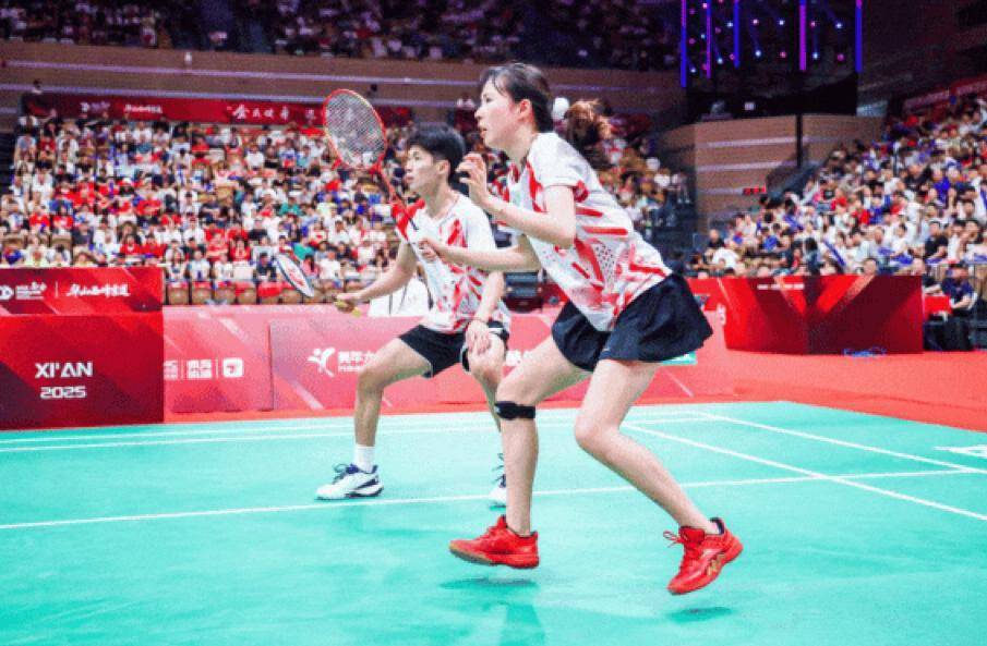 马来西亚羽毛球队险胜韩国羽毛球队,林丹送出助攻的简单介绍 马来西亚羽毛球队险胜韩国羽毛球队,林丹送出助攻的简单介绍