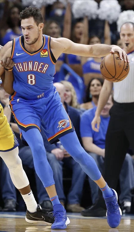 篮网碾压篮网B队,加里纳利惊艳世界的简单介绍 篮网碾压篮网B队,加里纳利惊艳世界的简单介绍